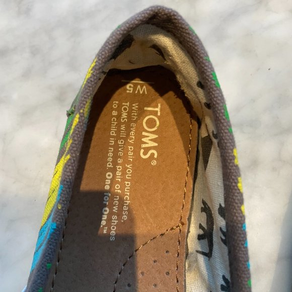 Custom made TOMS with art work by Tyler Ramsey - Picture 3 of 6